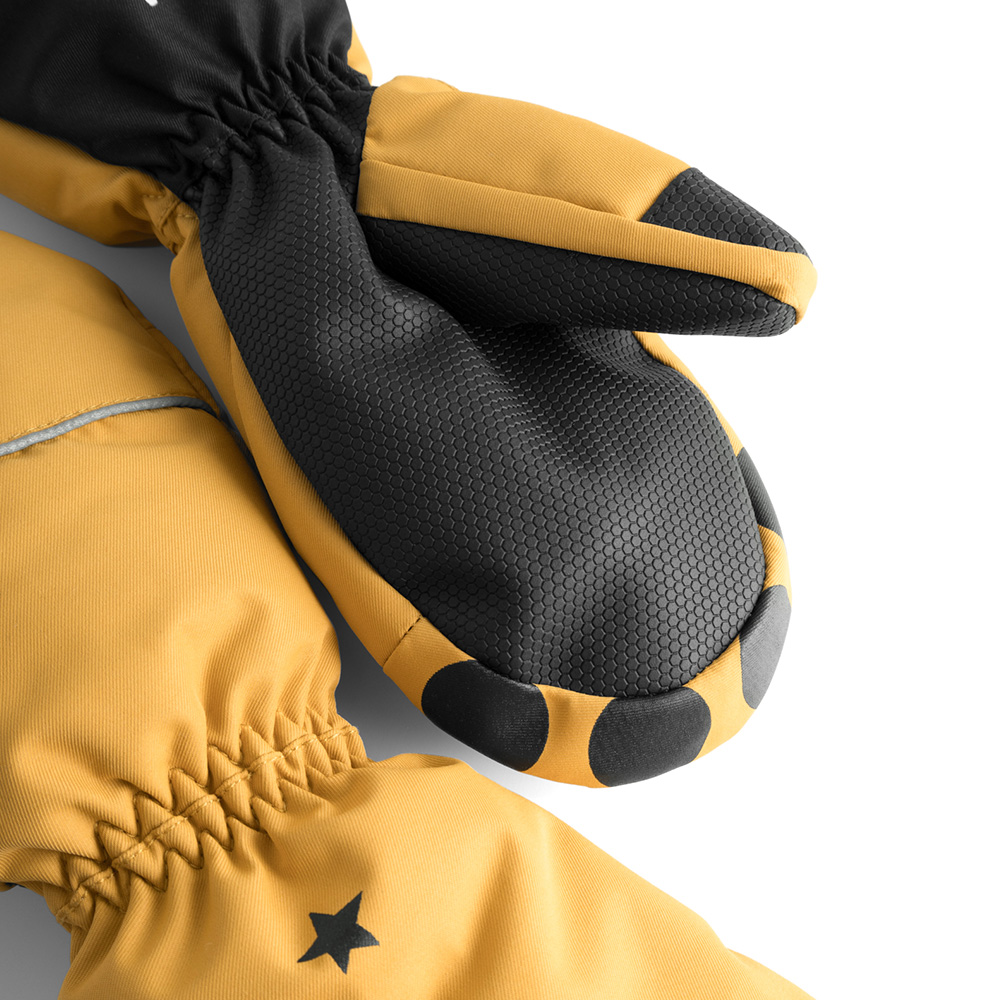 LION24GLgbb_liodo_mittens_004_square